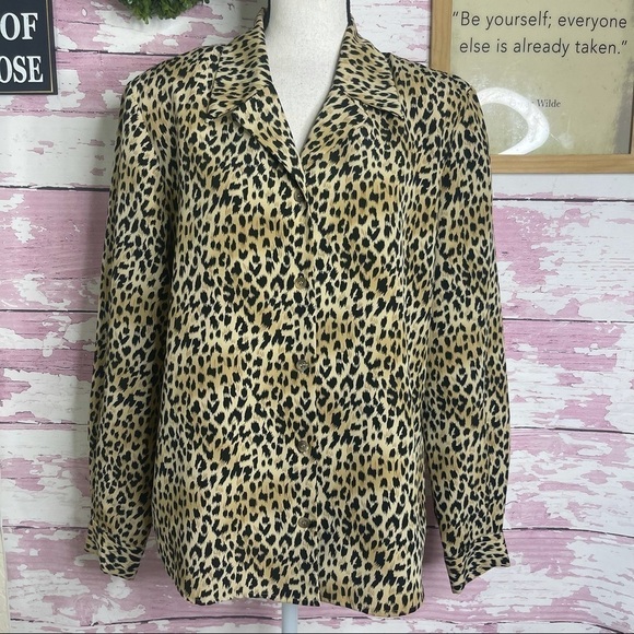 VINTAGE NORTON MCNAUGHTON Collared Button Down Animal Print Shirt Size 12 - Picture 2 of 5